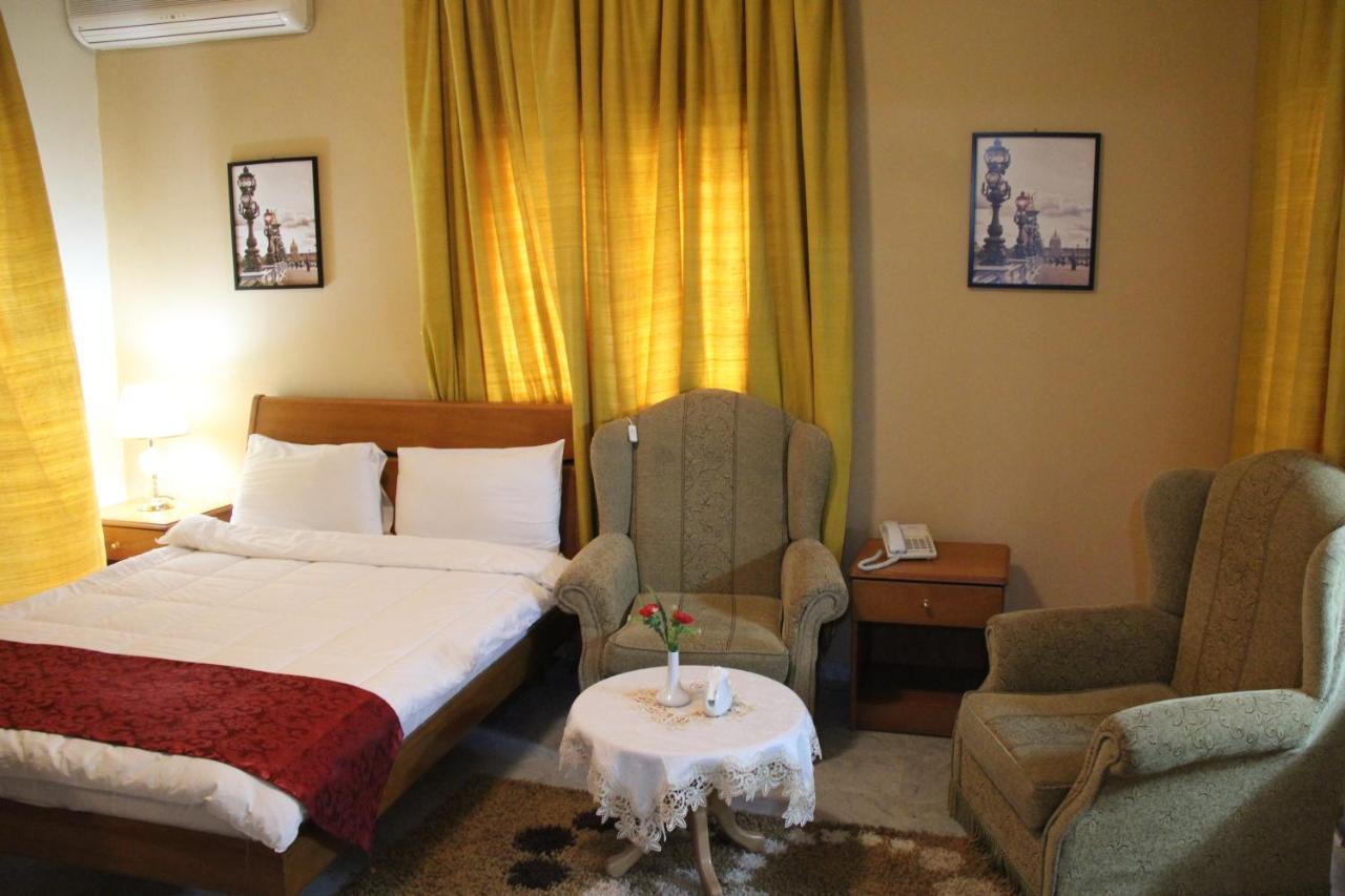 The Diplomat Otel Beyrut Dış mekan fotoğraf